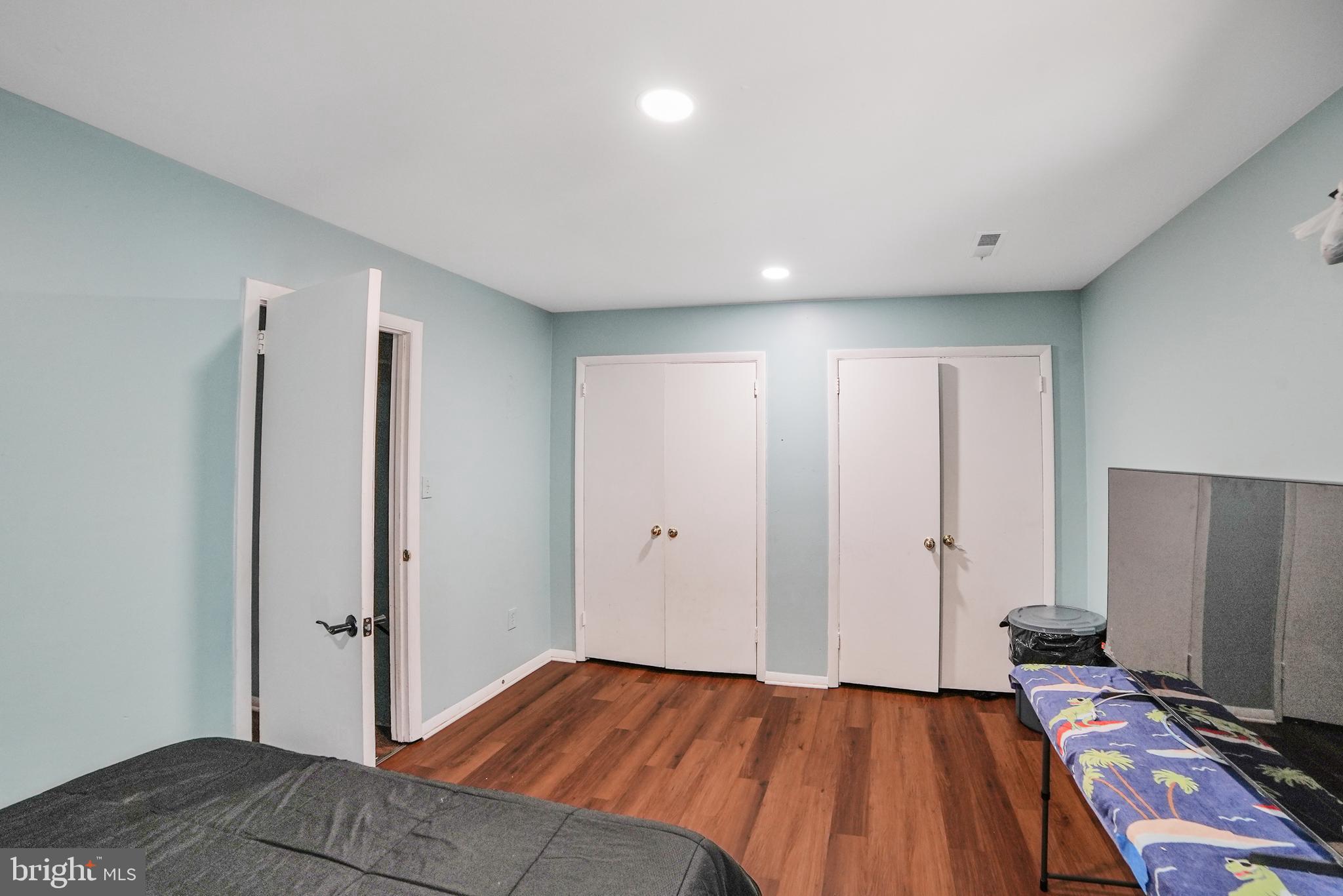 TOWNE CREST - Residential