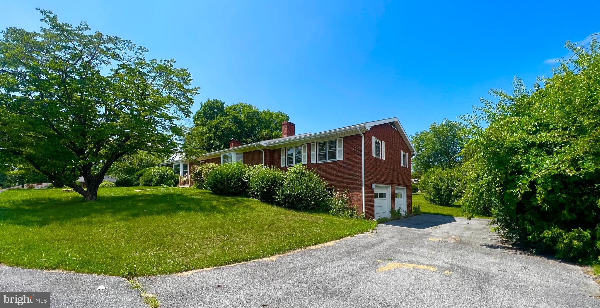 SUNSET ACRES - Residential