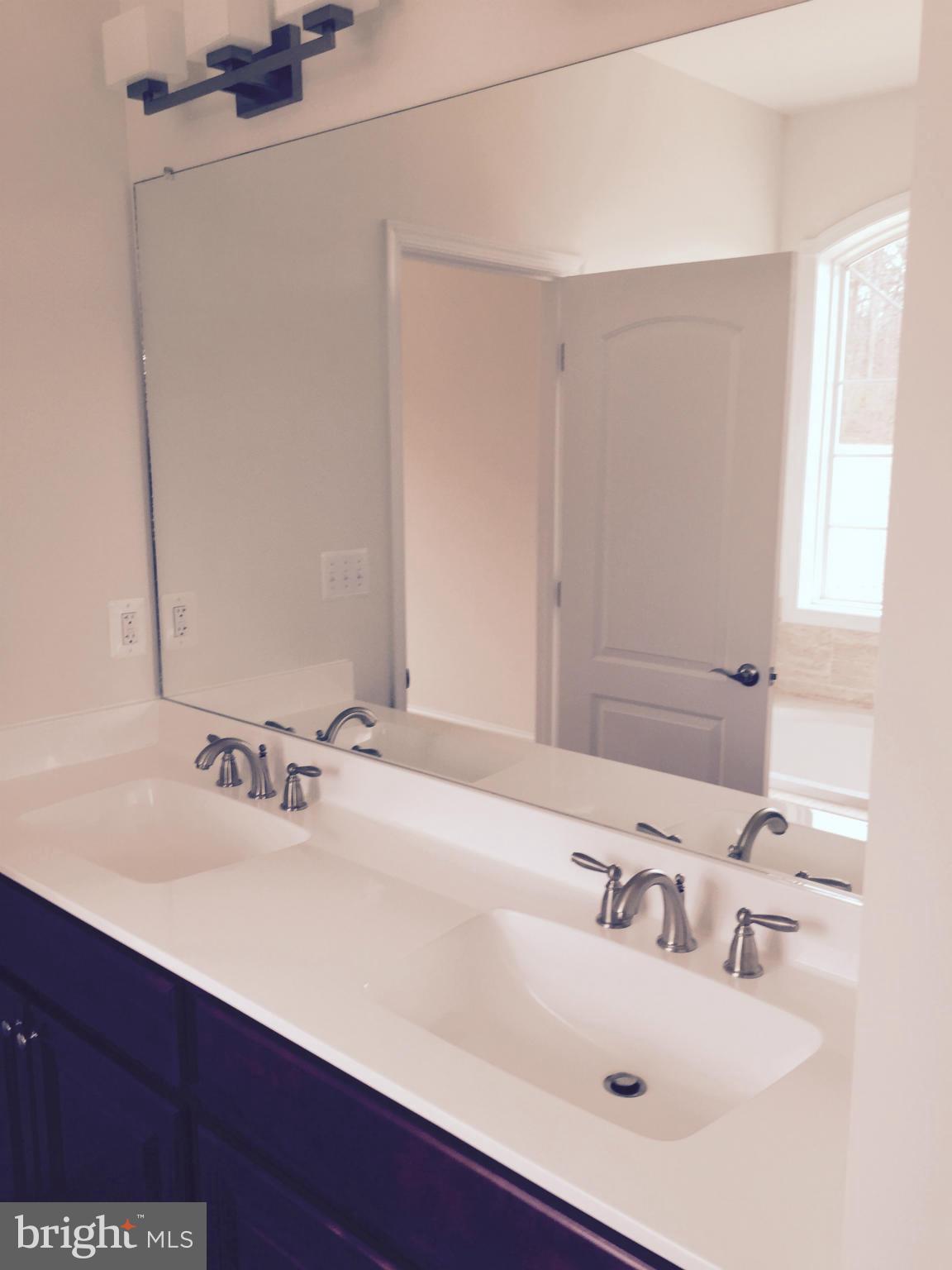 CANTERLEIGH - Residential