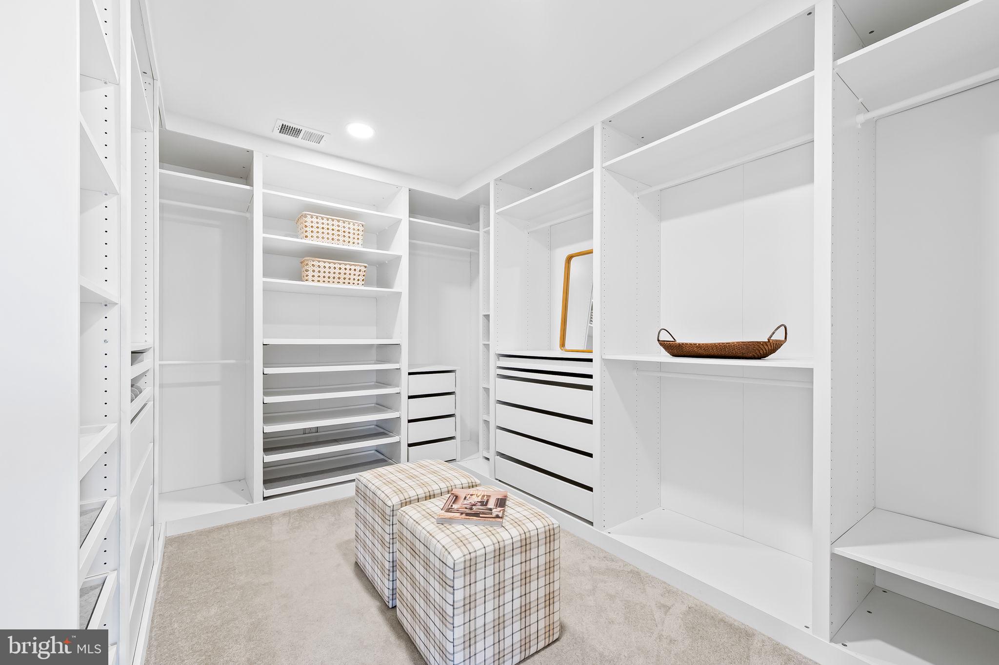 OLIVER BEACH - Residential