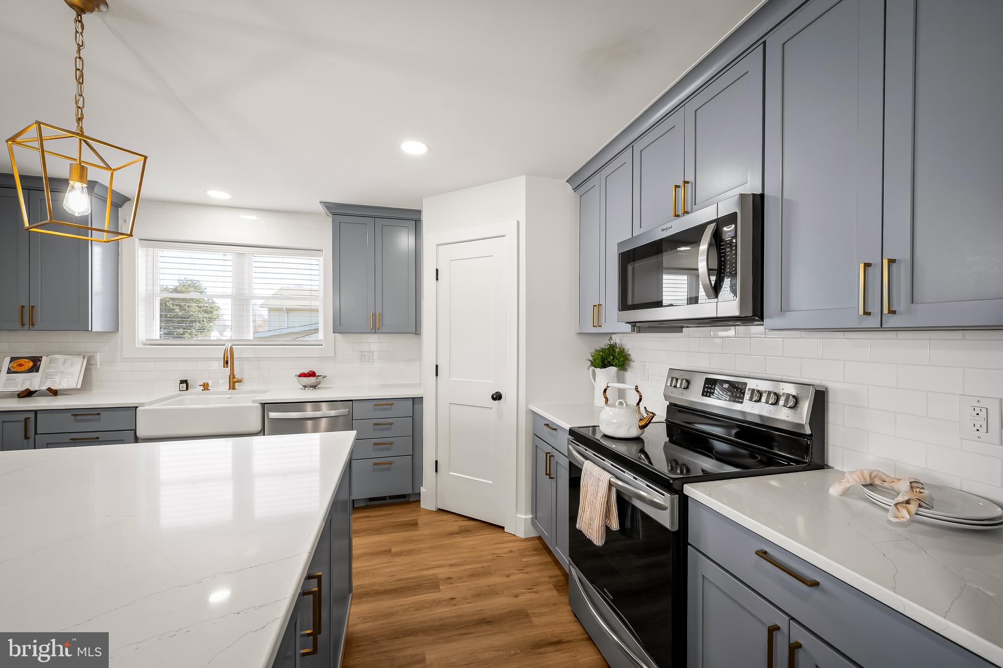 OLIVER BEACH - Residential