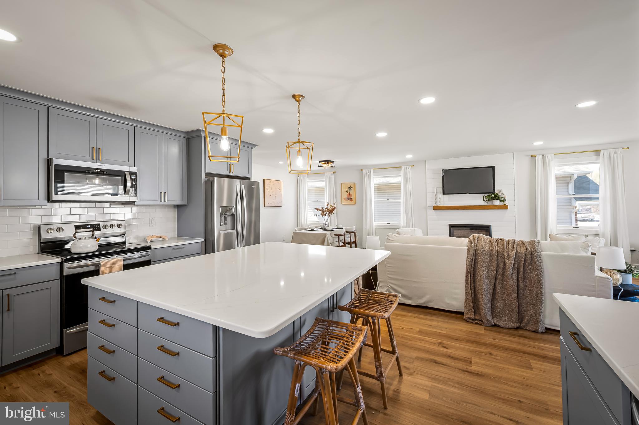 OLIVER BEACH - Residential