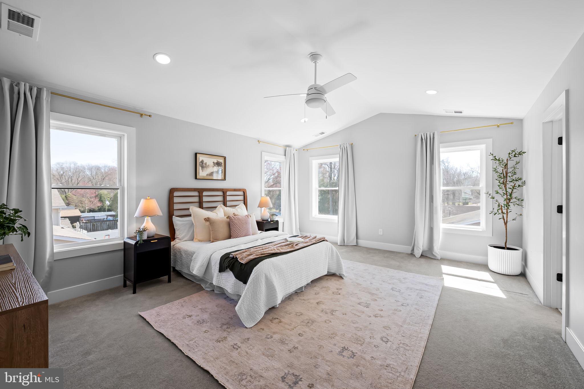 OLIVER BEACH - Residential