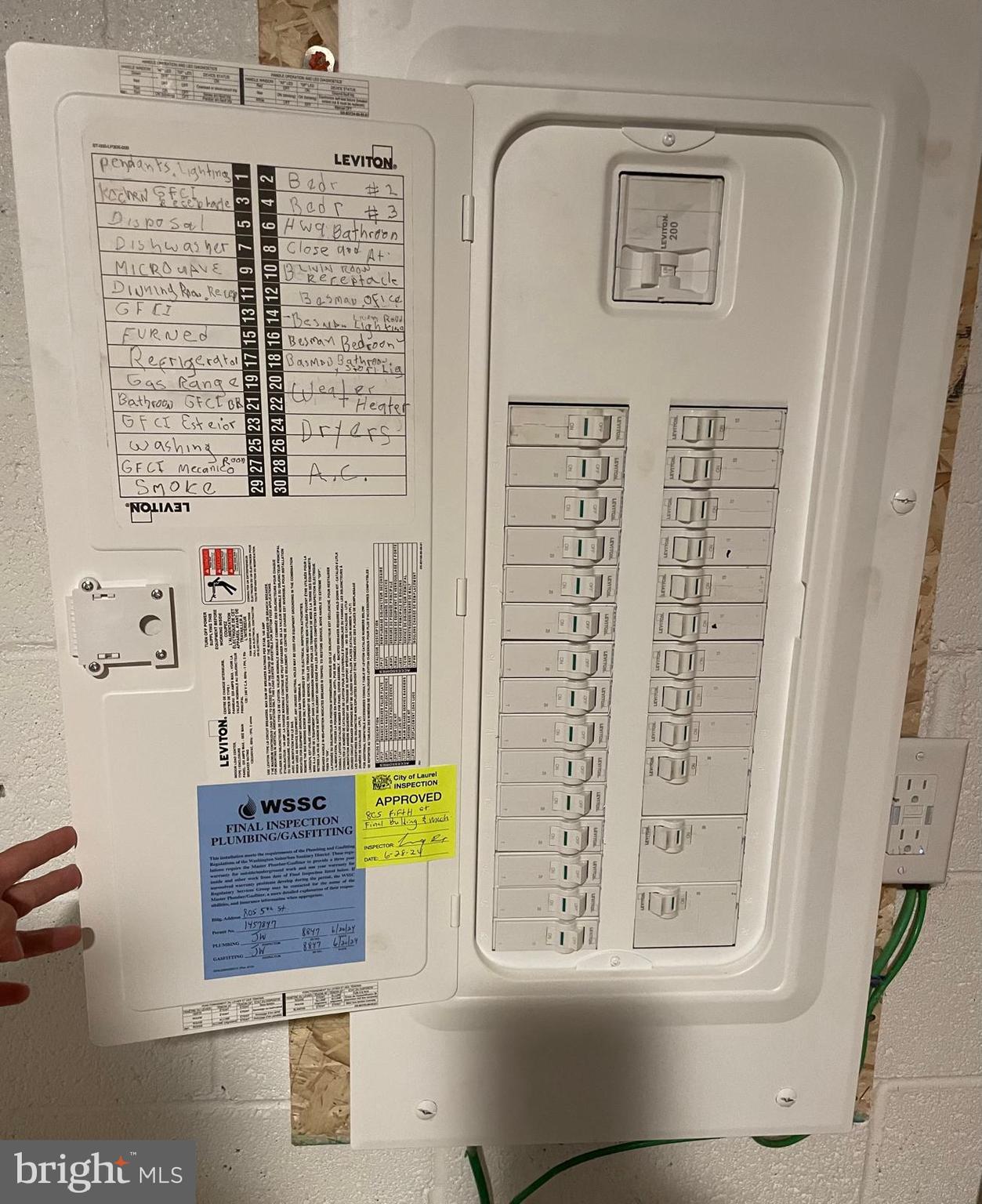 LAUREL - Residential