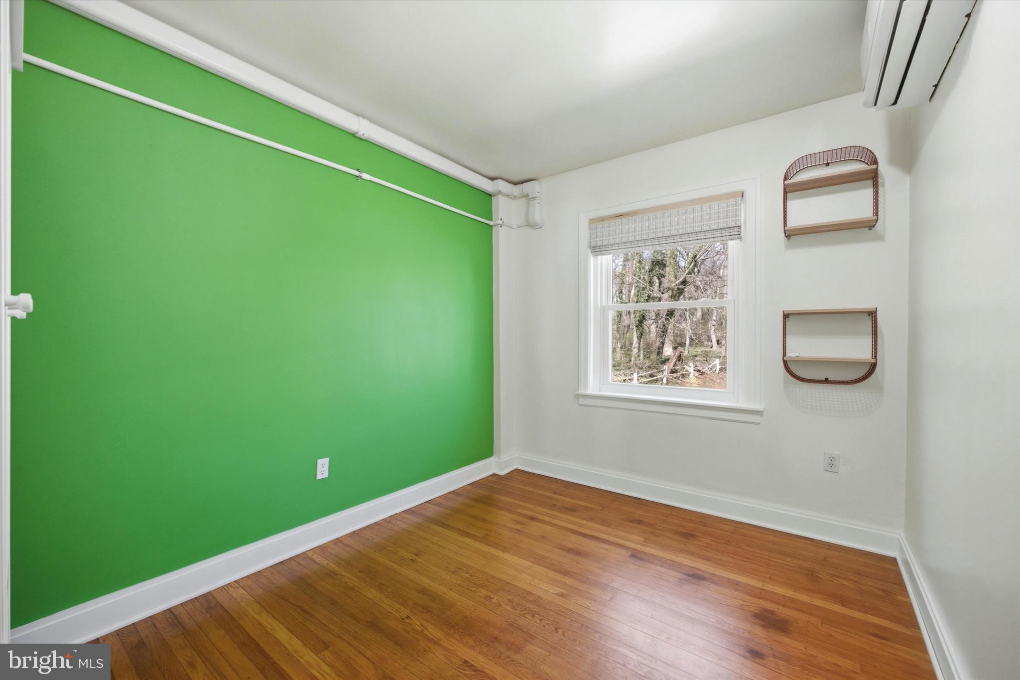 OVERBROOK - Residential