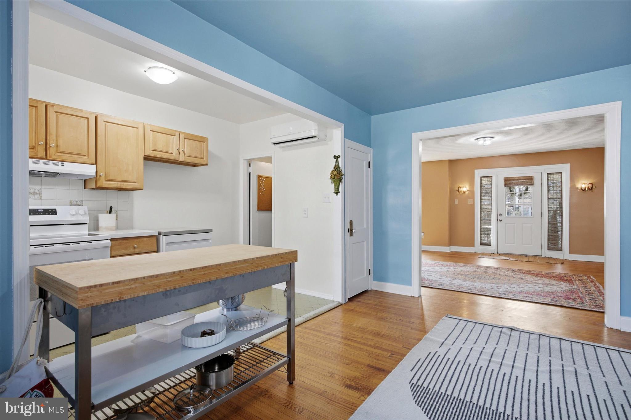 OVERBROOK - Residential