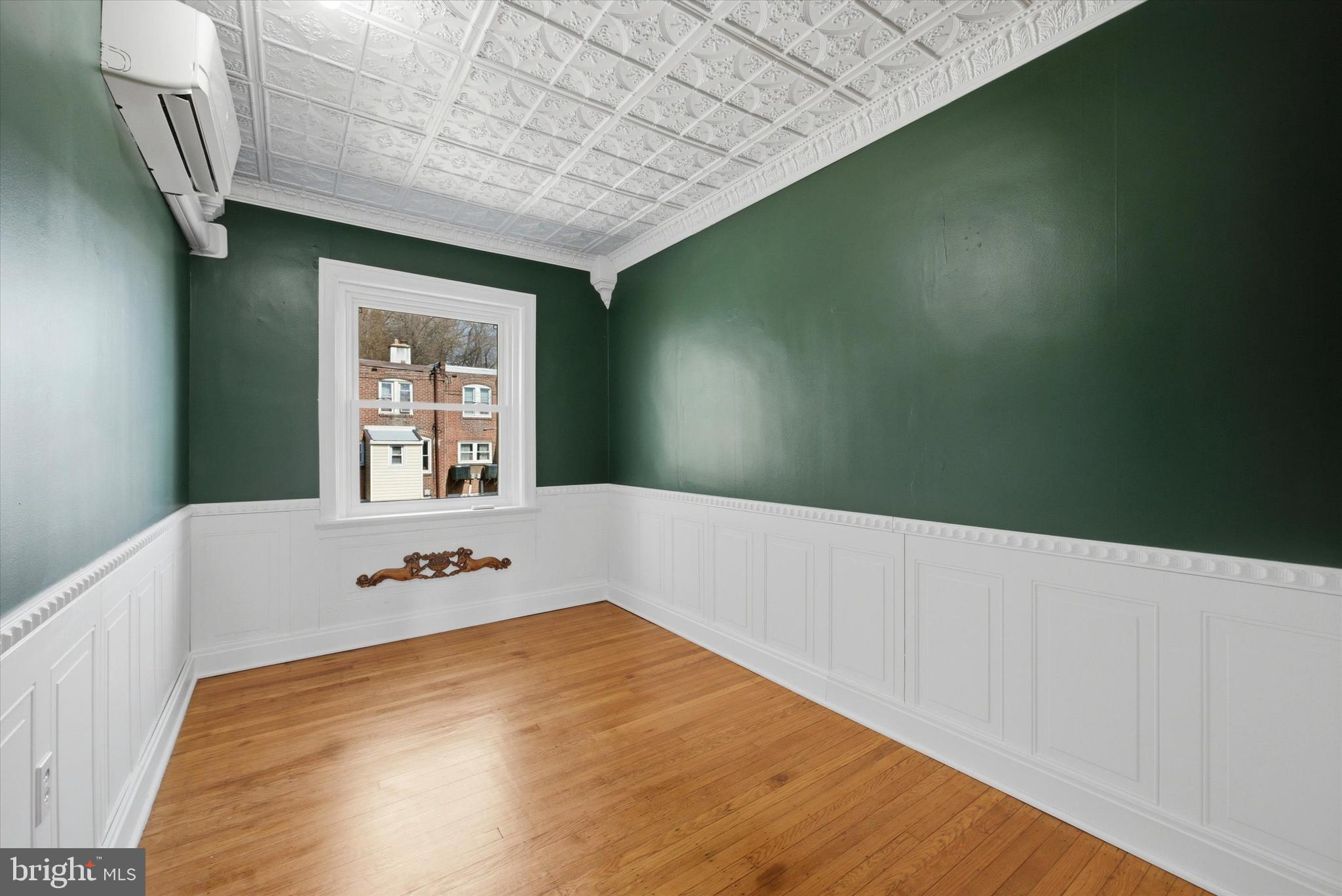 OVERBROOK - Residential