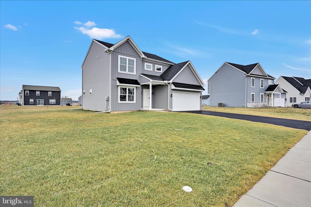 Photo of 256 Pilgrim Drive, LANCASTER, PA 17603 (MLS # PALA2082956)