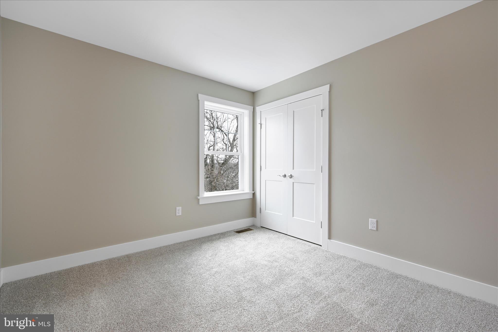 SOUTHERN VILLAGE - Residential