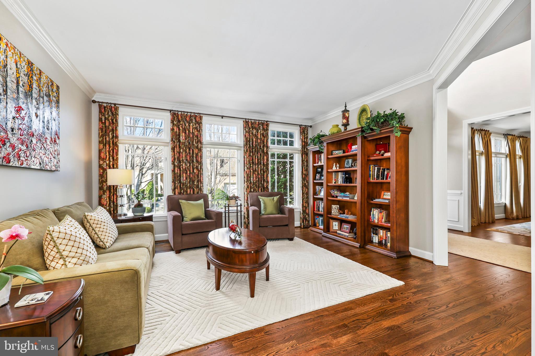 HUNTERS END - Residential