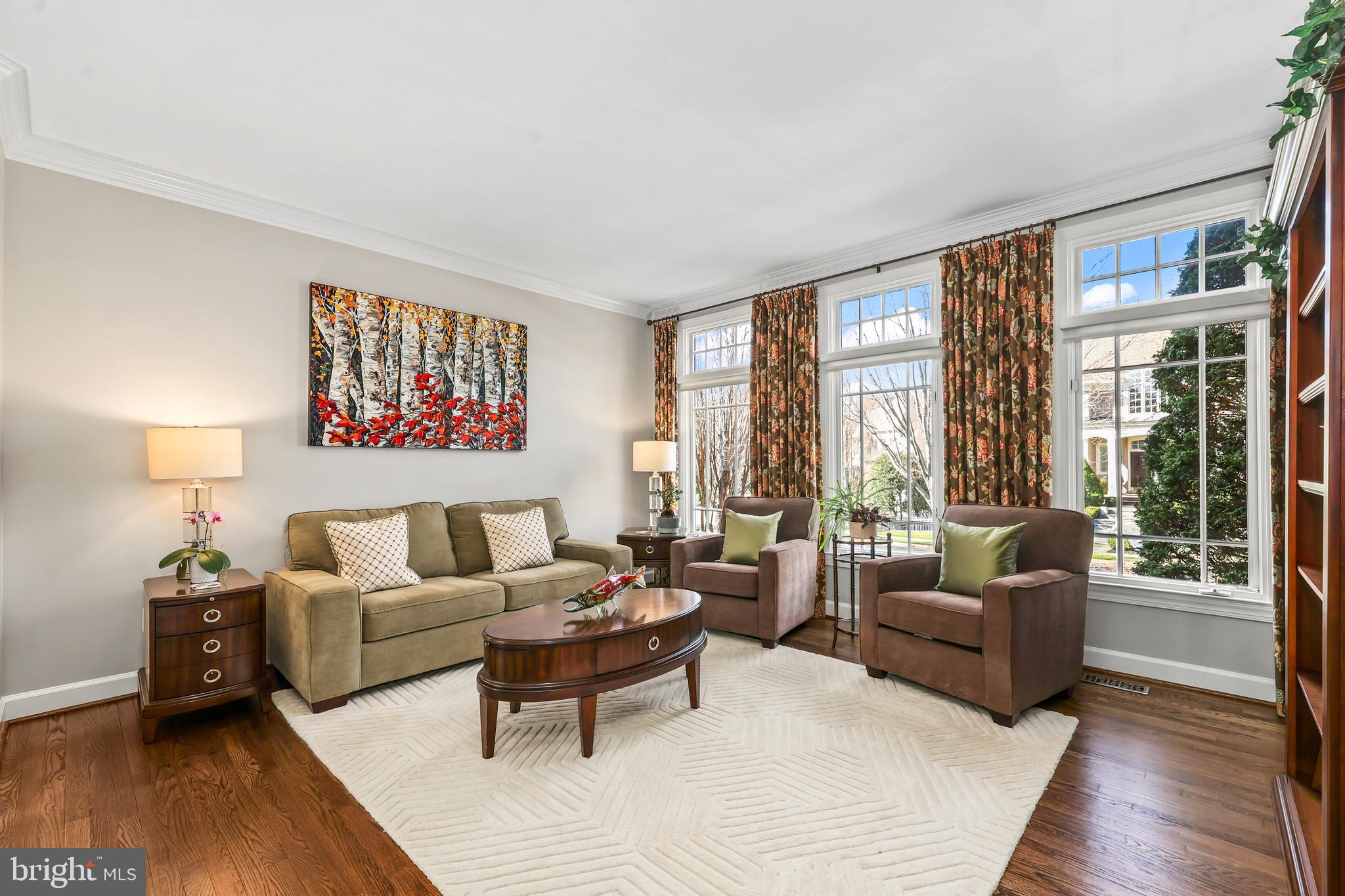 HUNTERS END - Residential