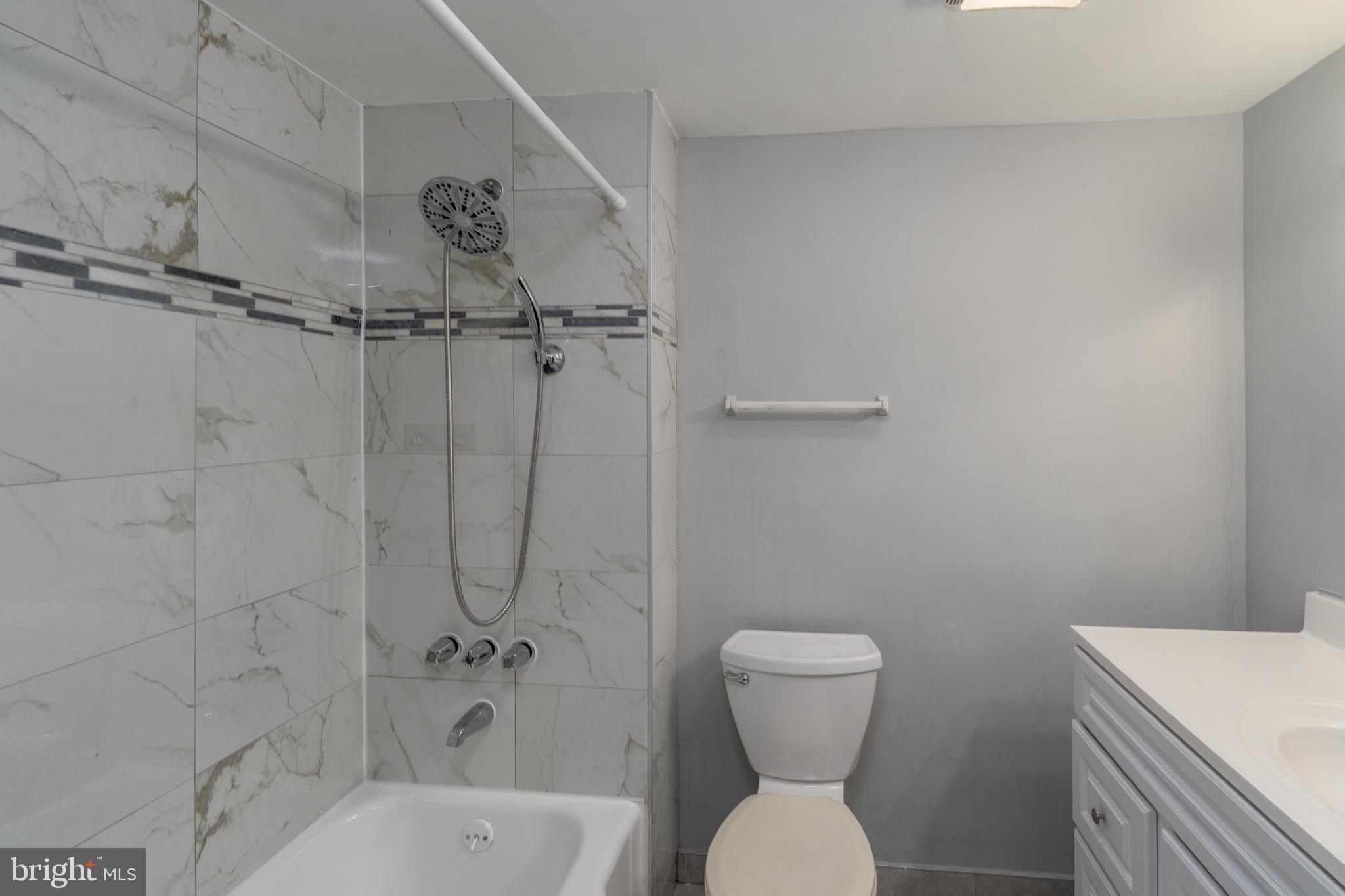 CANTON - Residential Lease