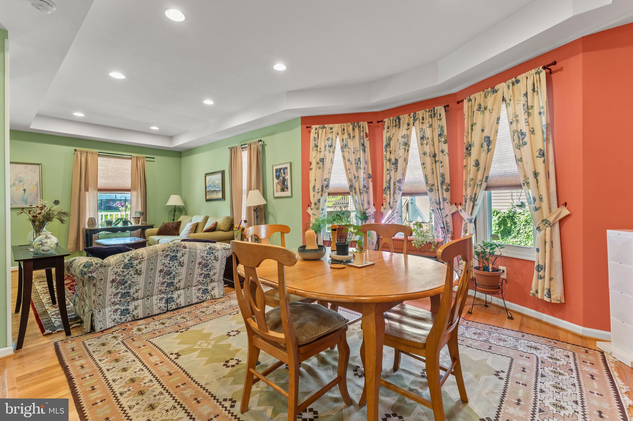 LAURAVILLE HISTORIC DISTRICT - Residential