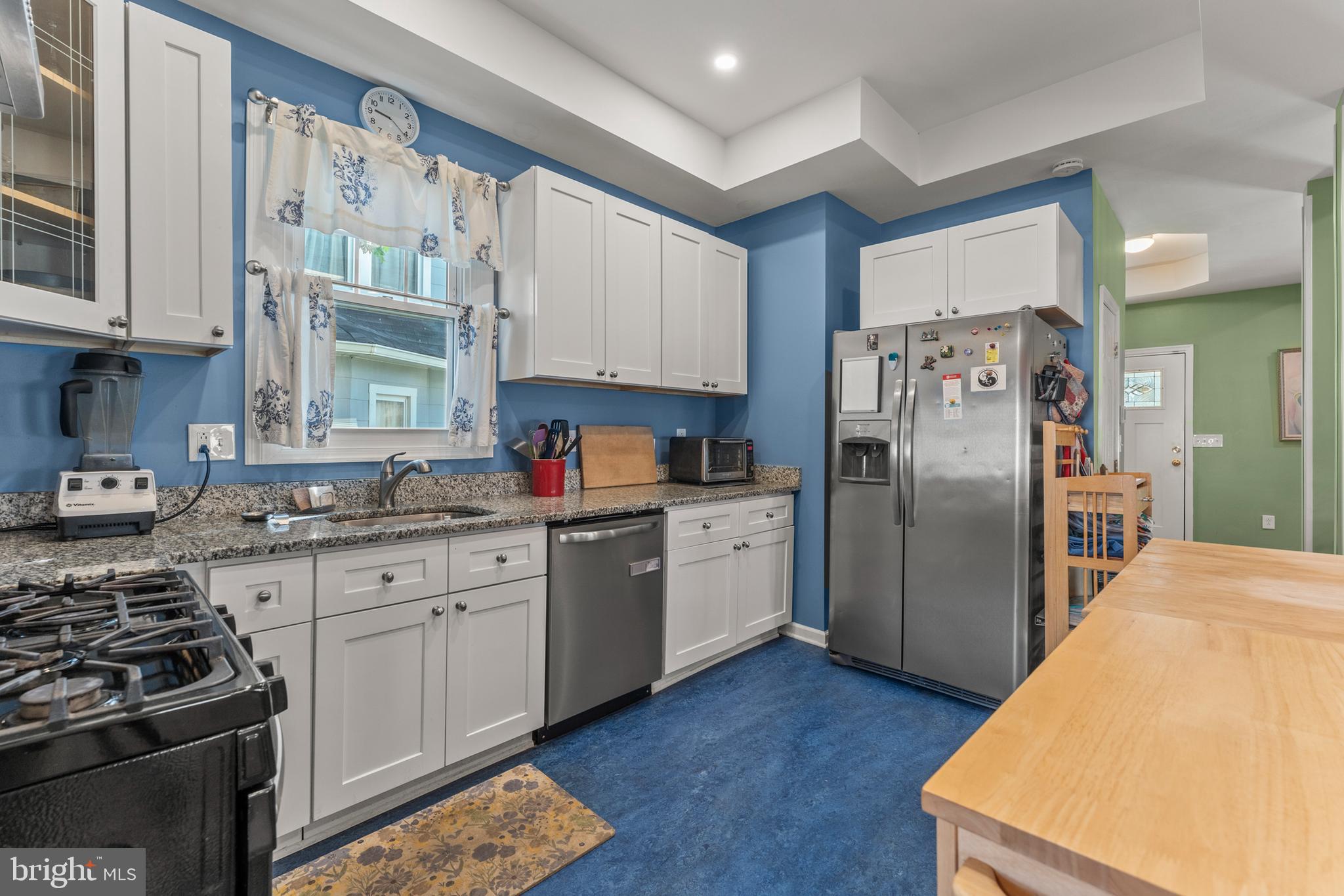 LAURAVILLE HISTORIC DISTRICT - Residential