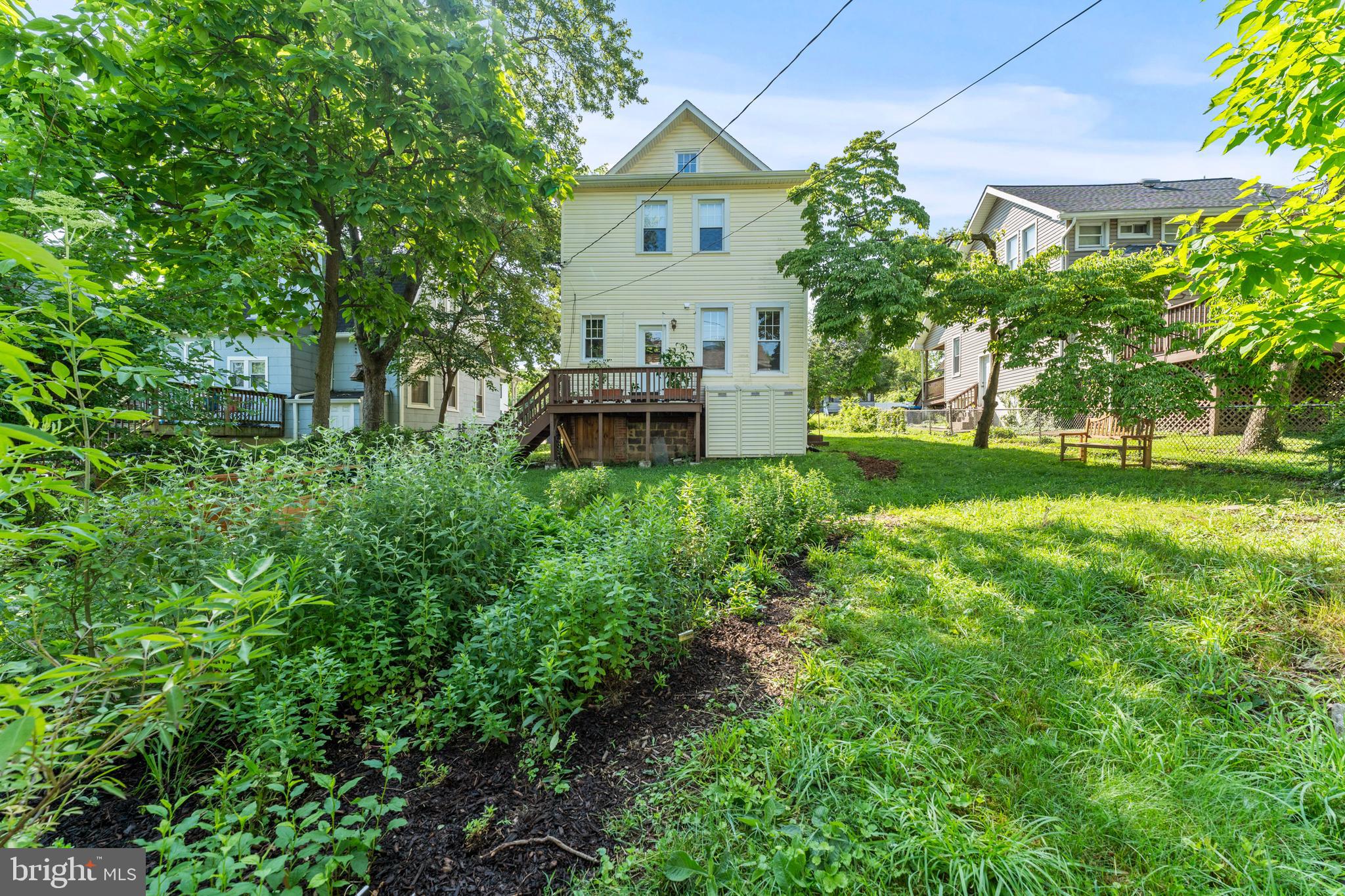 LAURAVILLE HISTORIC DISTRICT - Residential