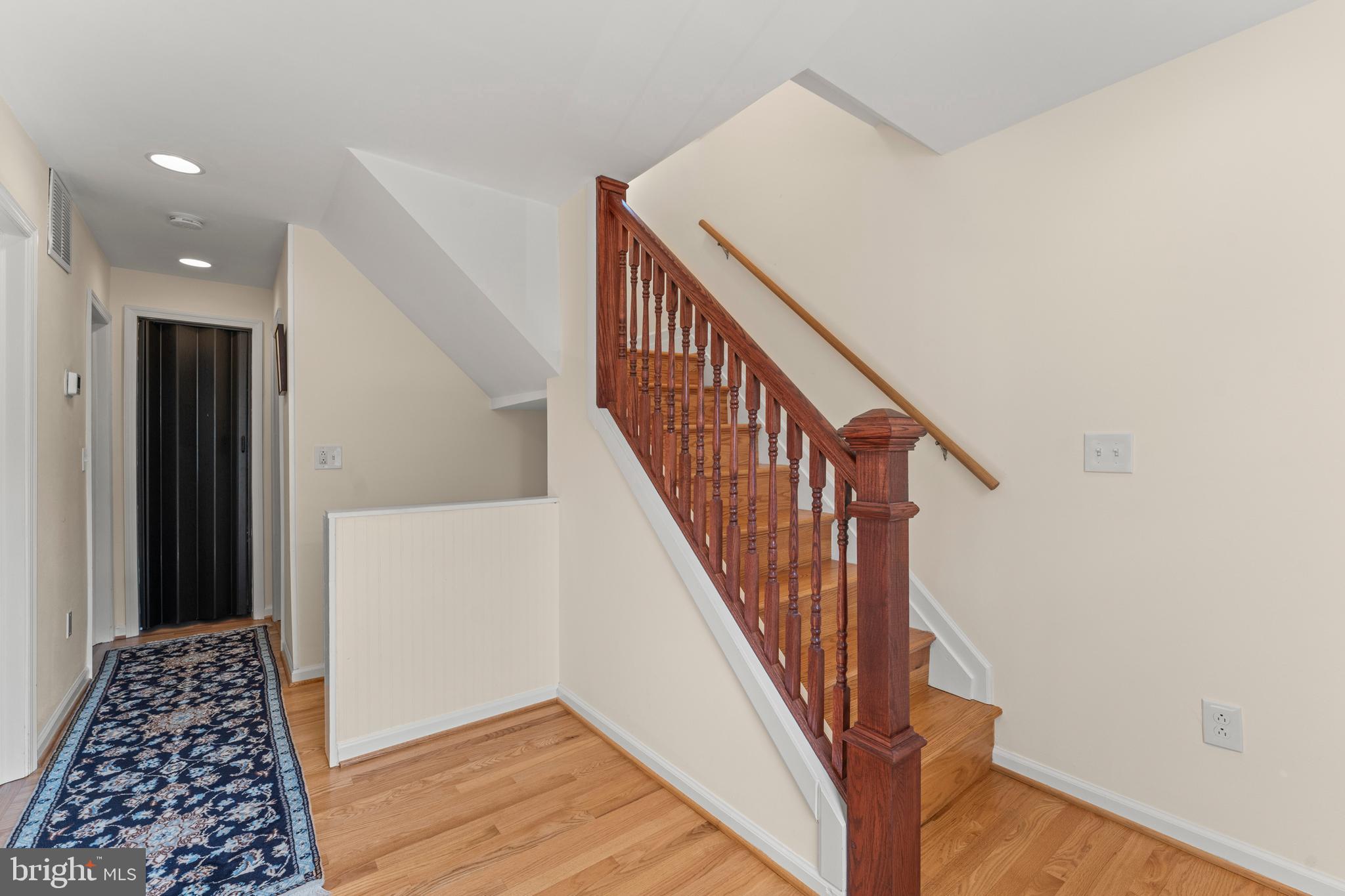 LAURAVILLE HISTORIC DISTRICT - Residential