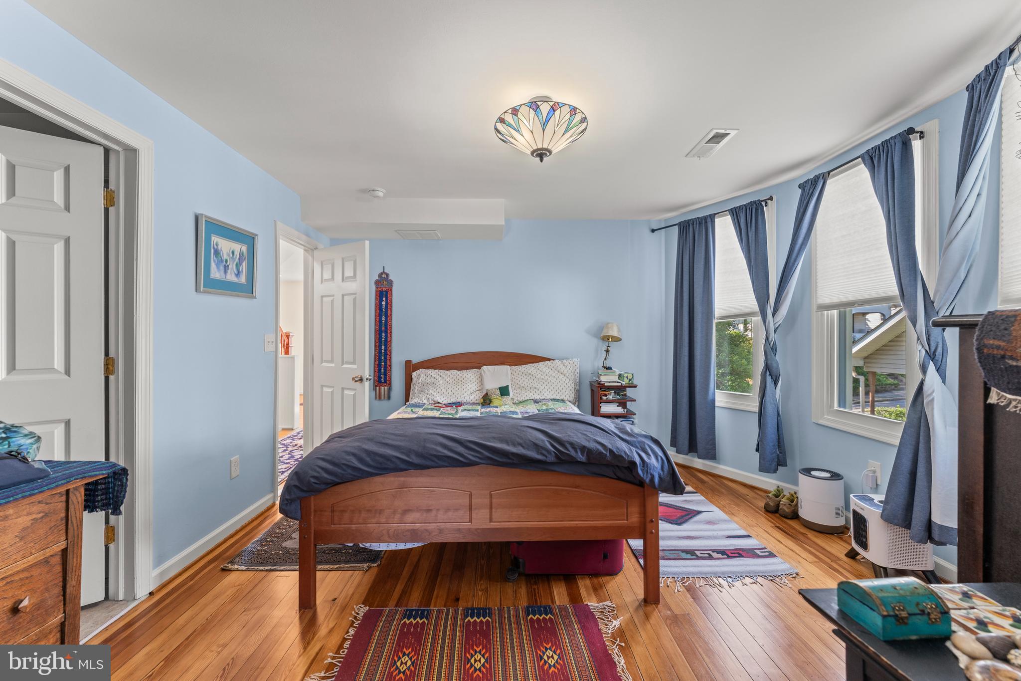 LAURAVILLE HISTORIC DISTRICT - Residential