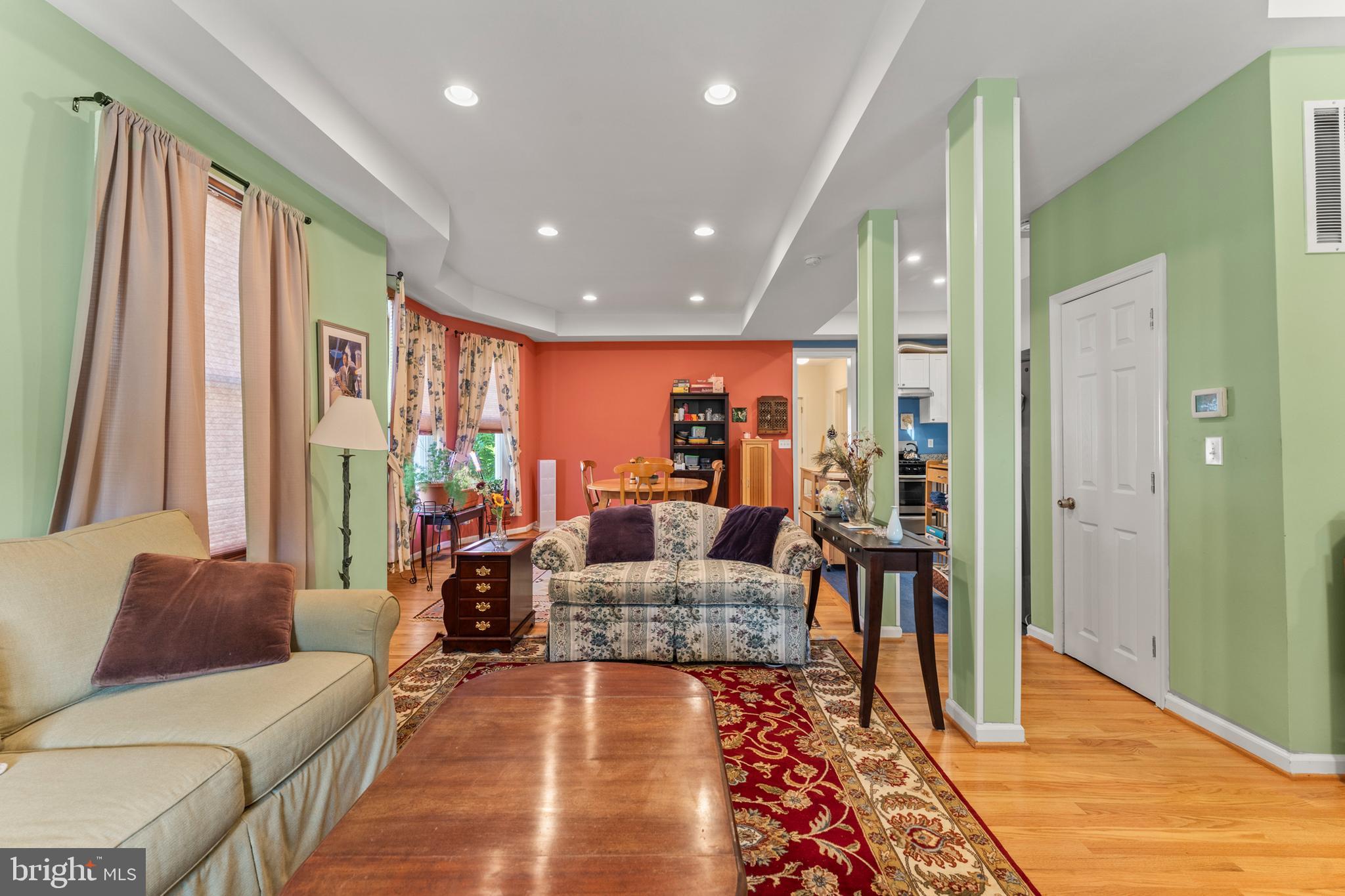 LAURAVILLE HISTORIC DISTRICT - Residential