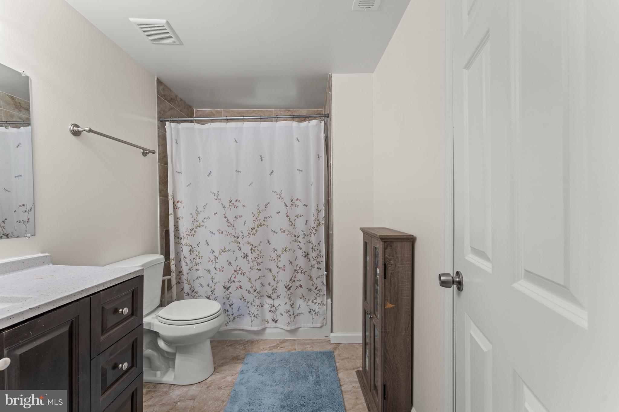 LAURAVILLE HISTORIC DISTRICT - Residential