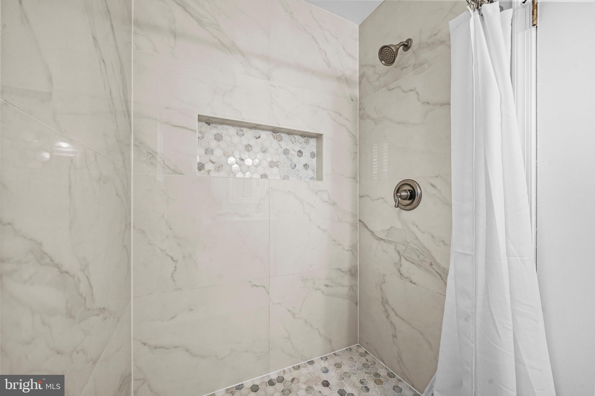 REDLAND STATION TH - Residential