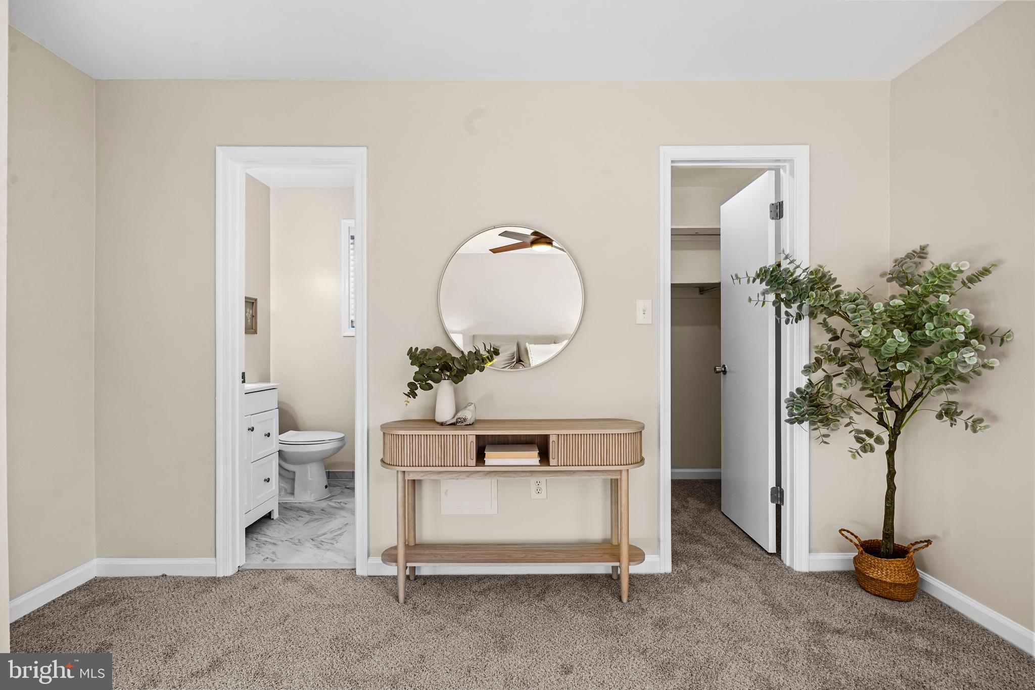 REDLAND STATION TH - Residential