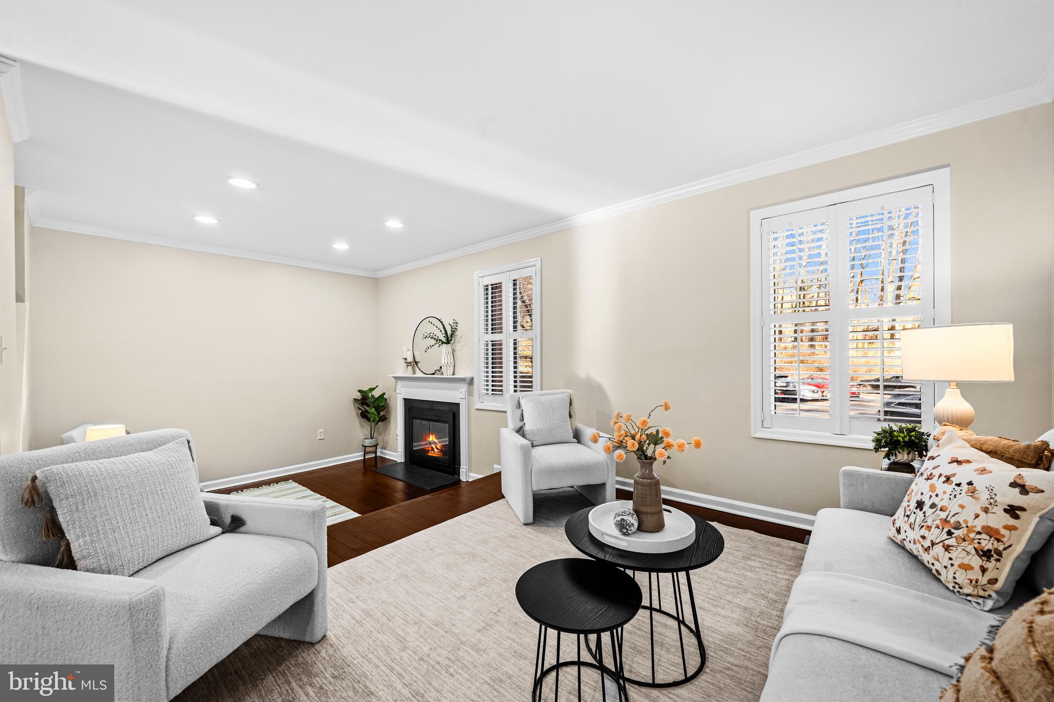 REDLAND STATION TH - Residential