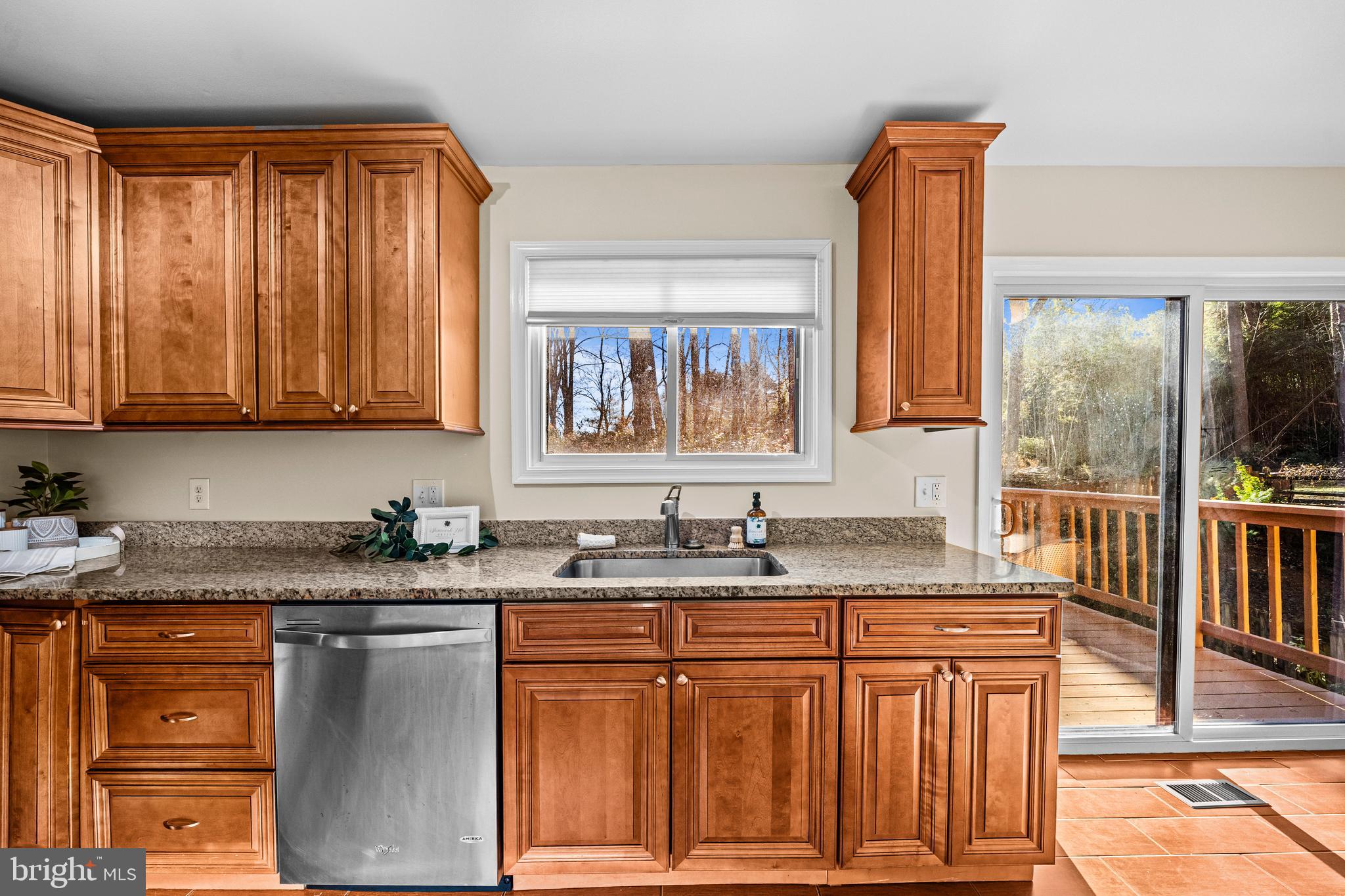 REDLAND STATION TH - Residential