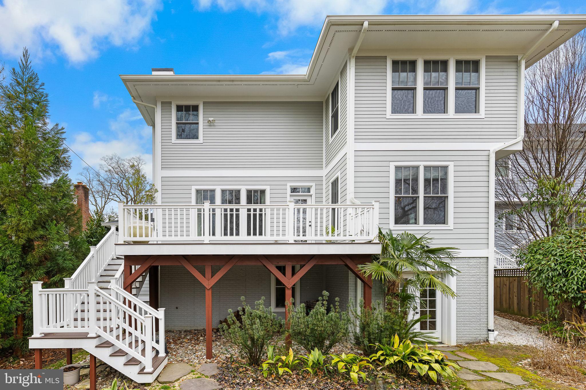 WAYCROFT - WOODLAWN - Residential