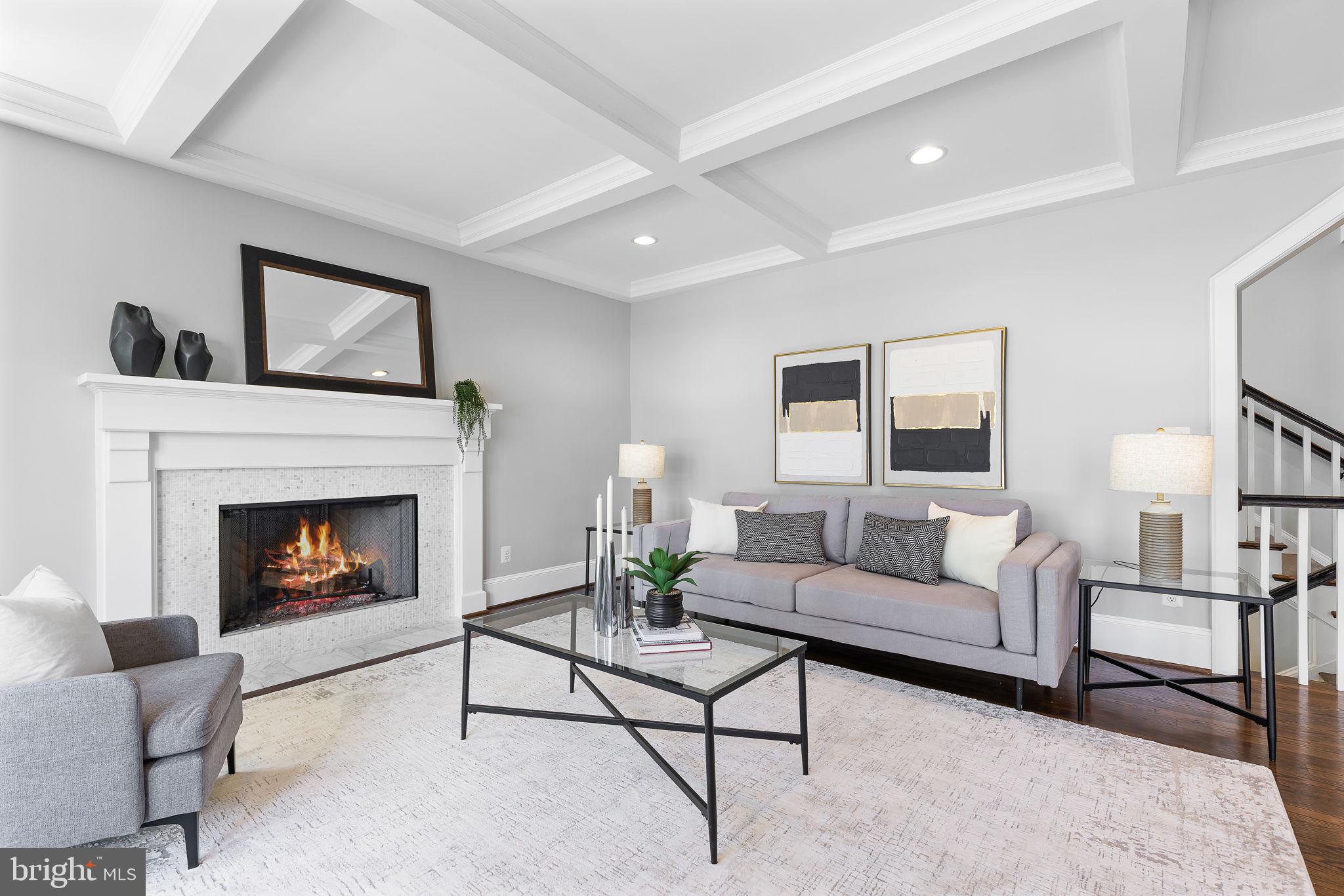 WAYCROFT - WOODLAWN - Residential