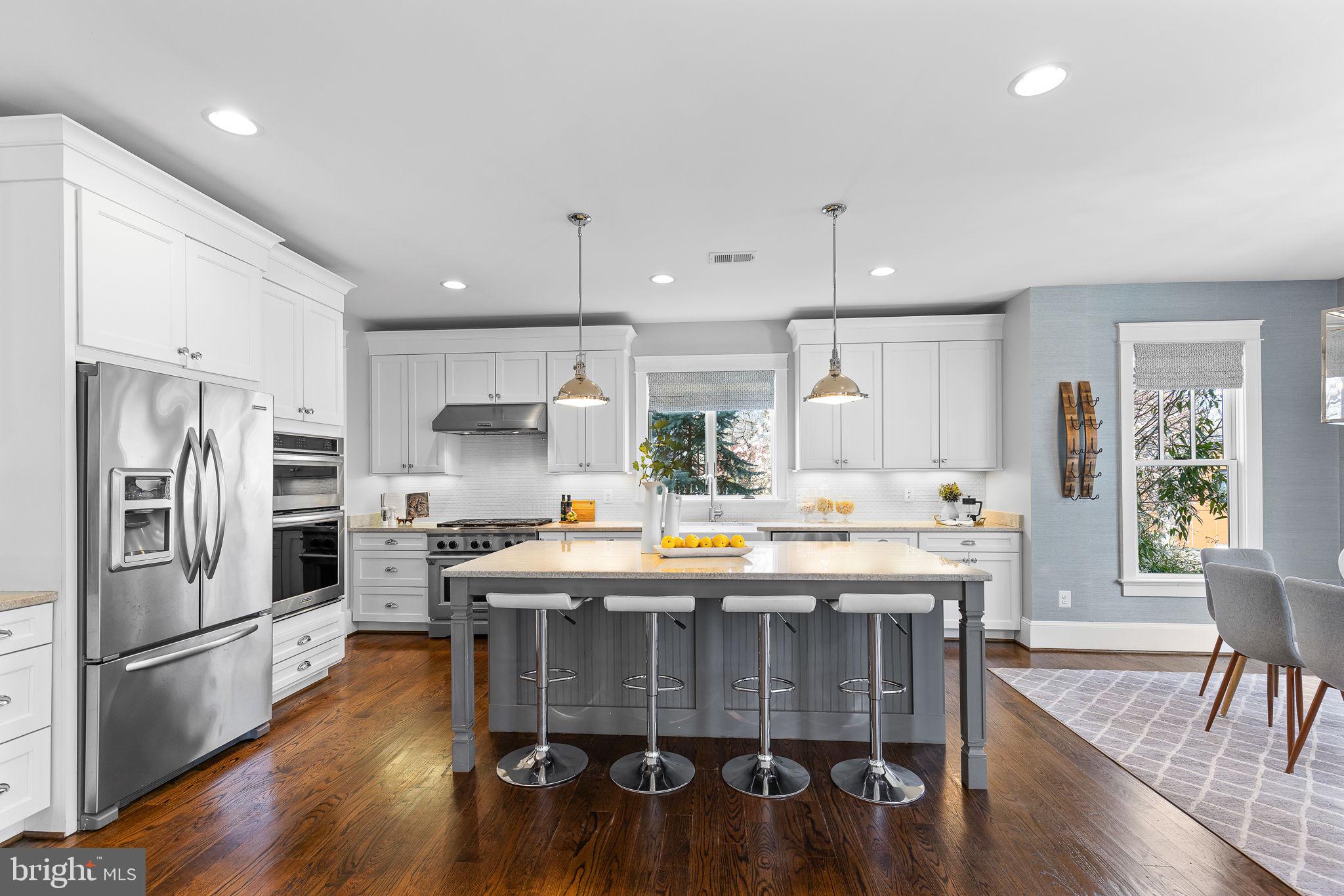 WAYCROFT - WOODLAWN - Residential