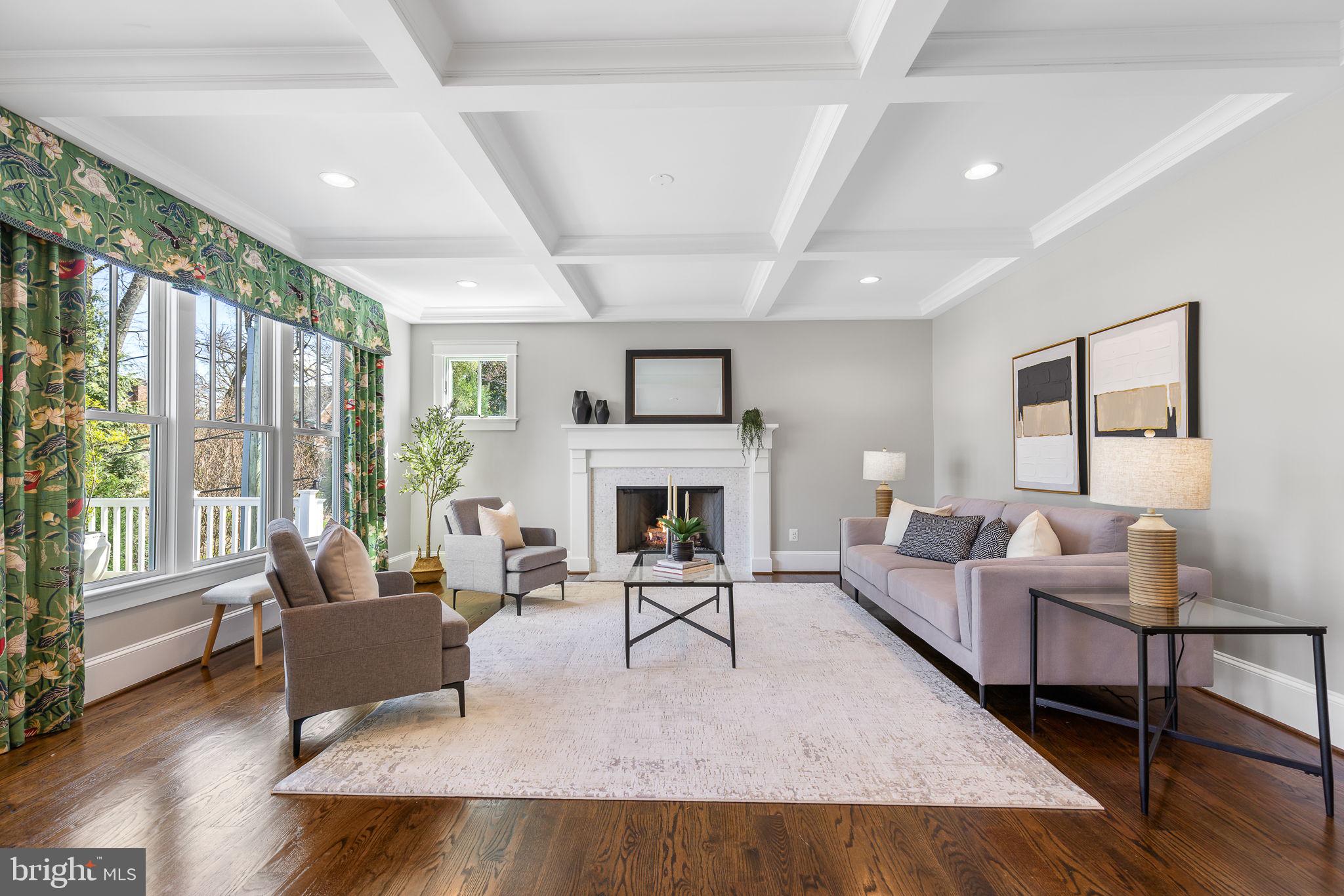 WAYCROFT - WOODLAWN - Residential