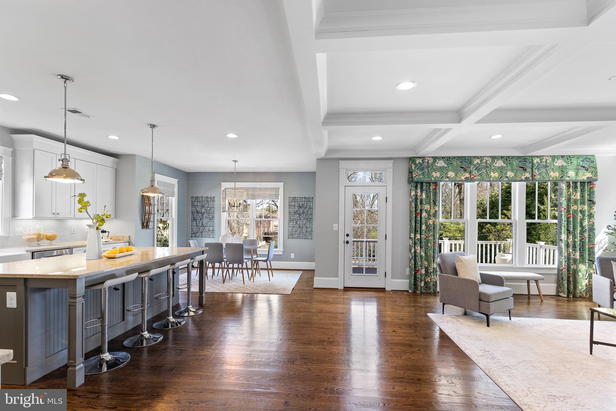 WAYCROFT - WOODLAWN - Residential