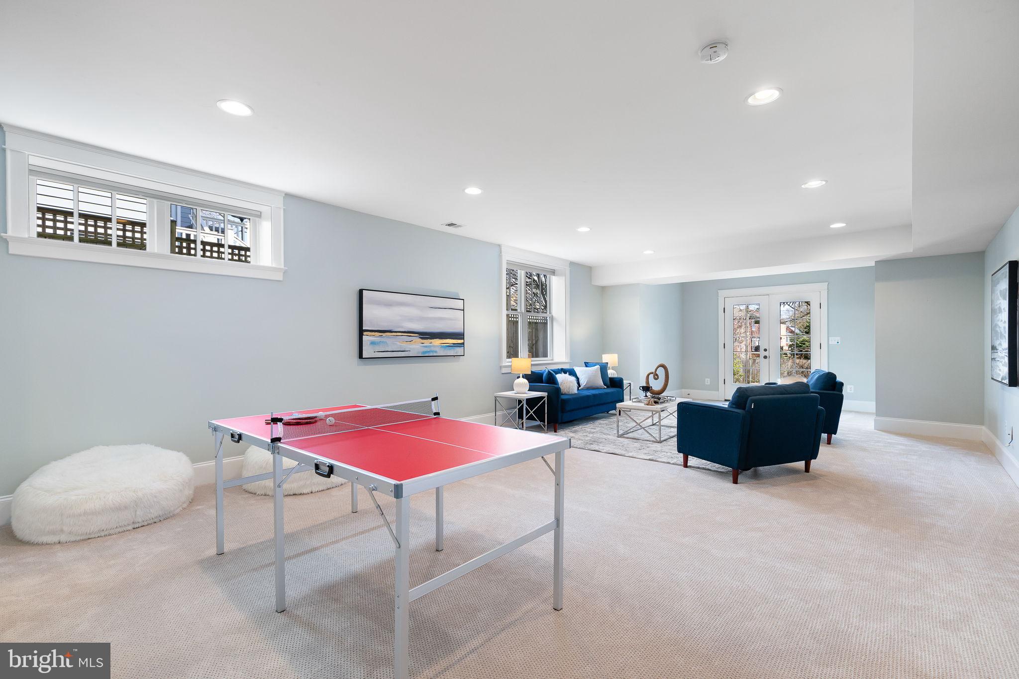 WAYCROFT - WOODLAWN - Residential