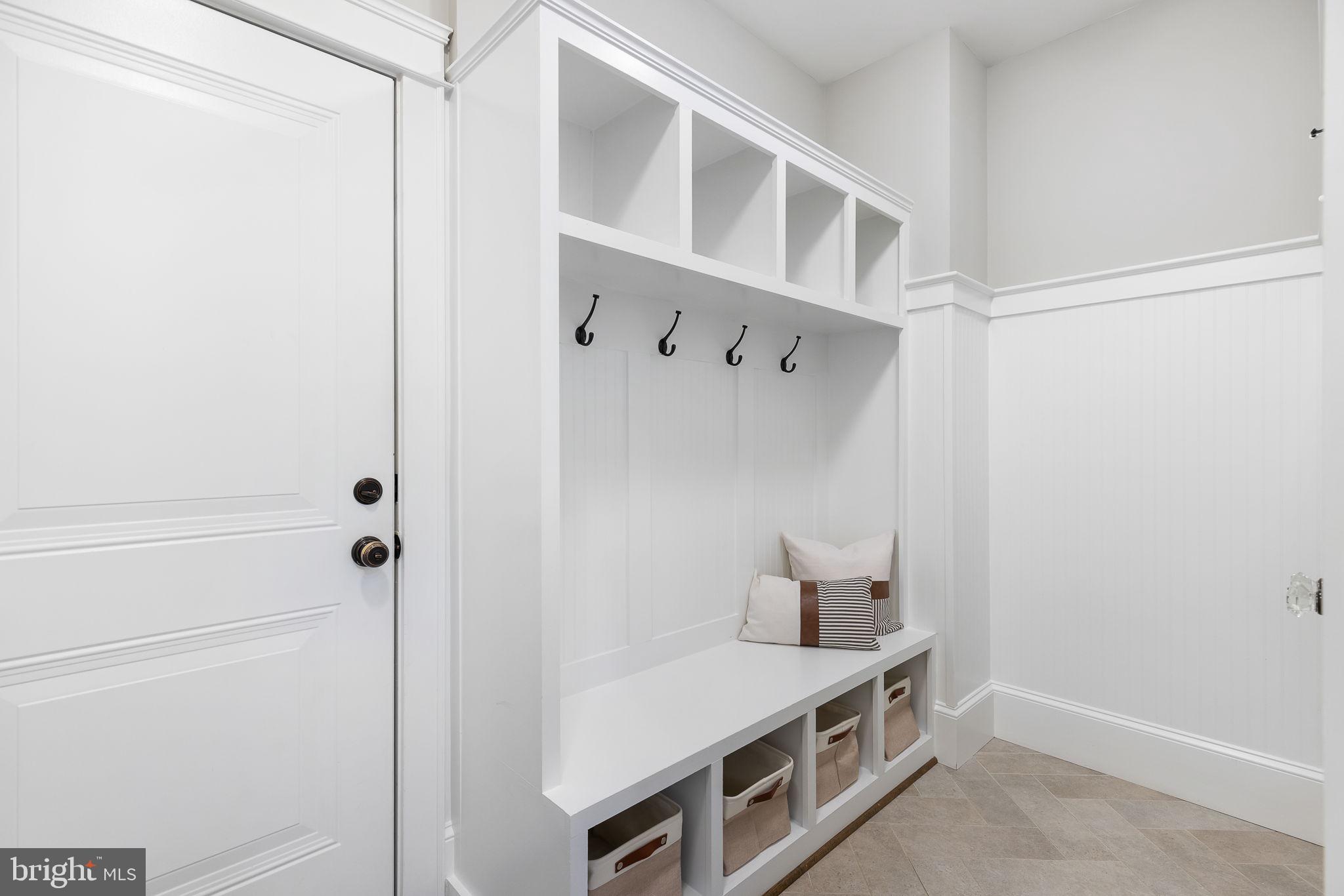 WAYCROFT - WOODLAWN - Residential