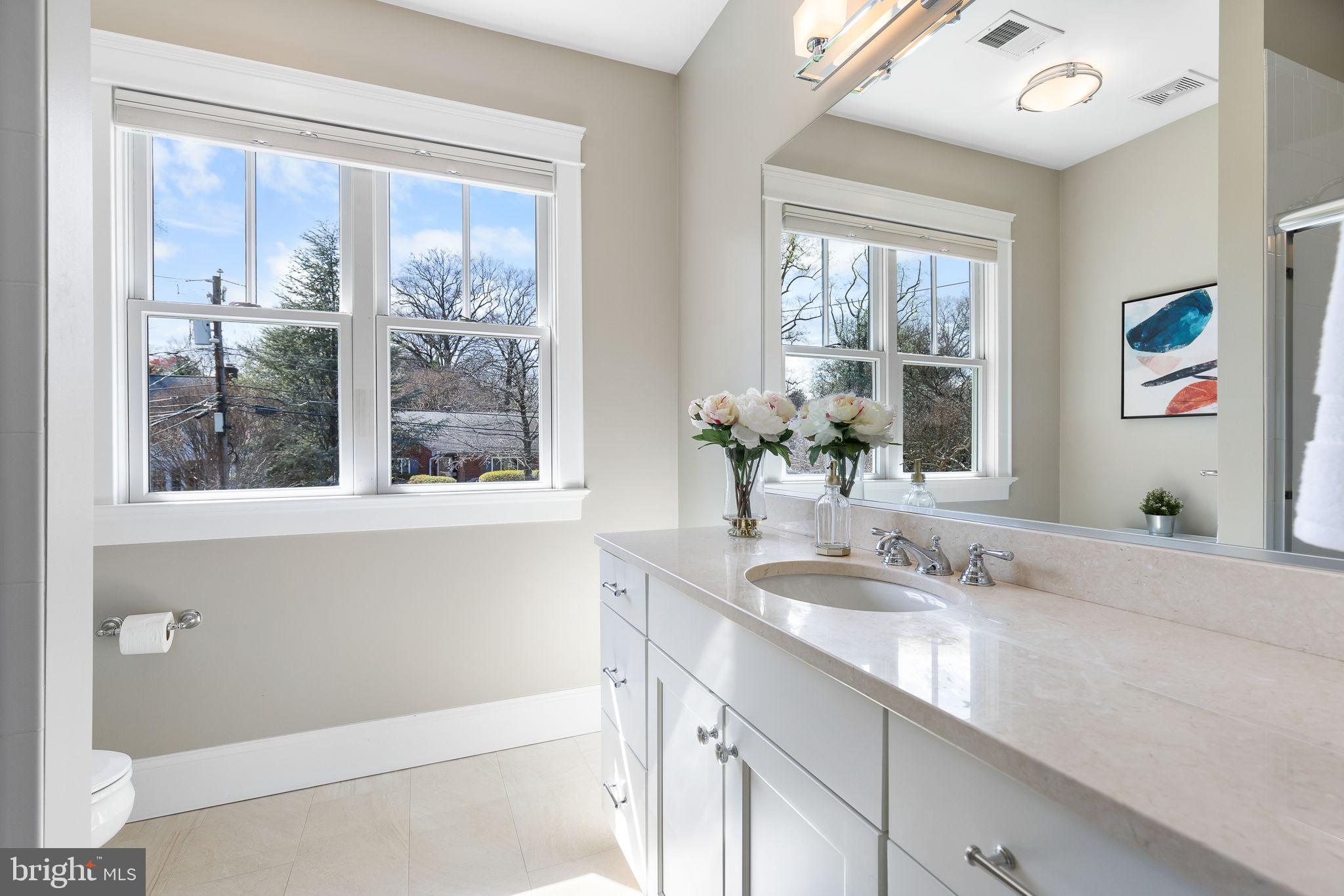 WAYCROFT - WOODLAWN - Residential