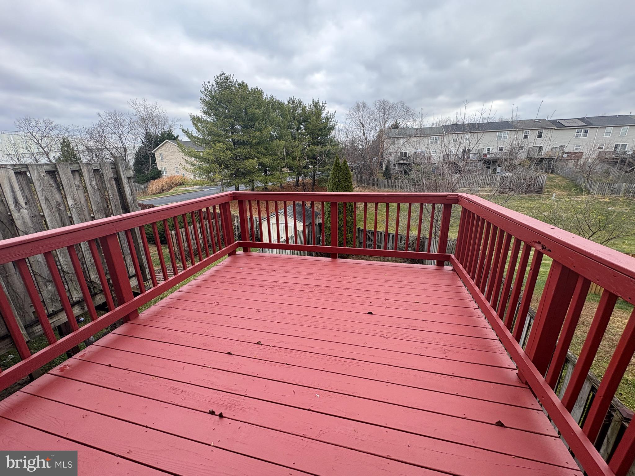 HUNTINGTON MEADOWS - Residential Lease