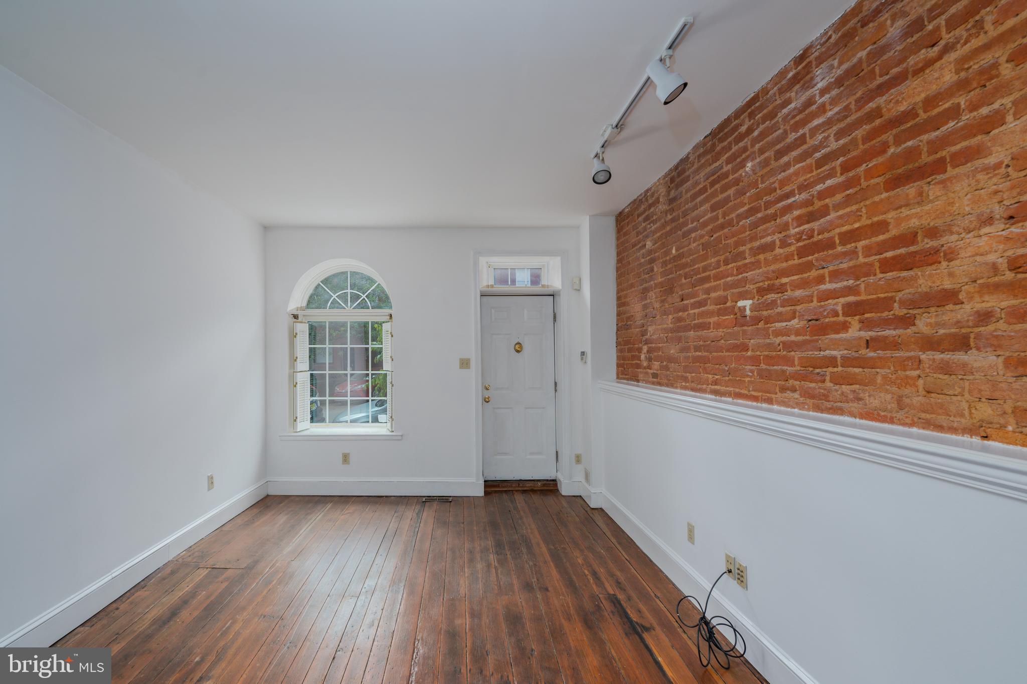 UPPER FELLS POINT - Residential