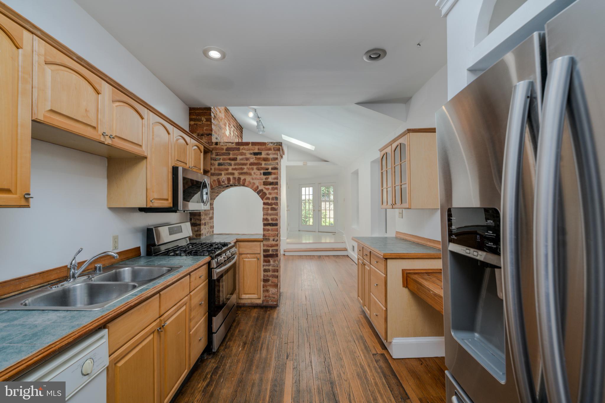 UPPER FELLS POINT - Residential