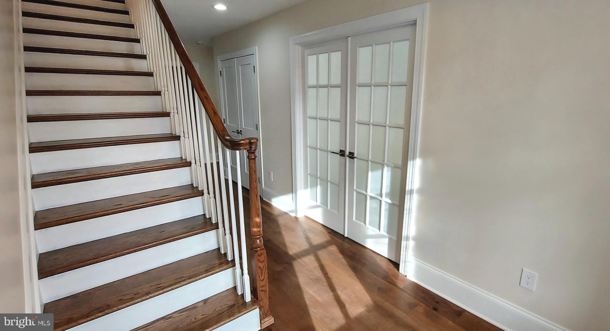 4909 THREADNEEDLE ROAD