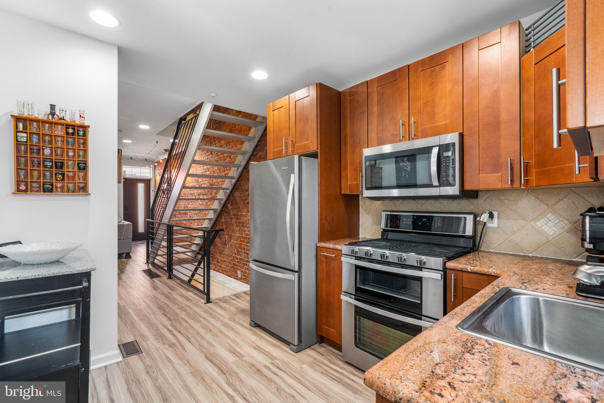 FAIRMOUNT - Residential