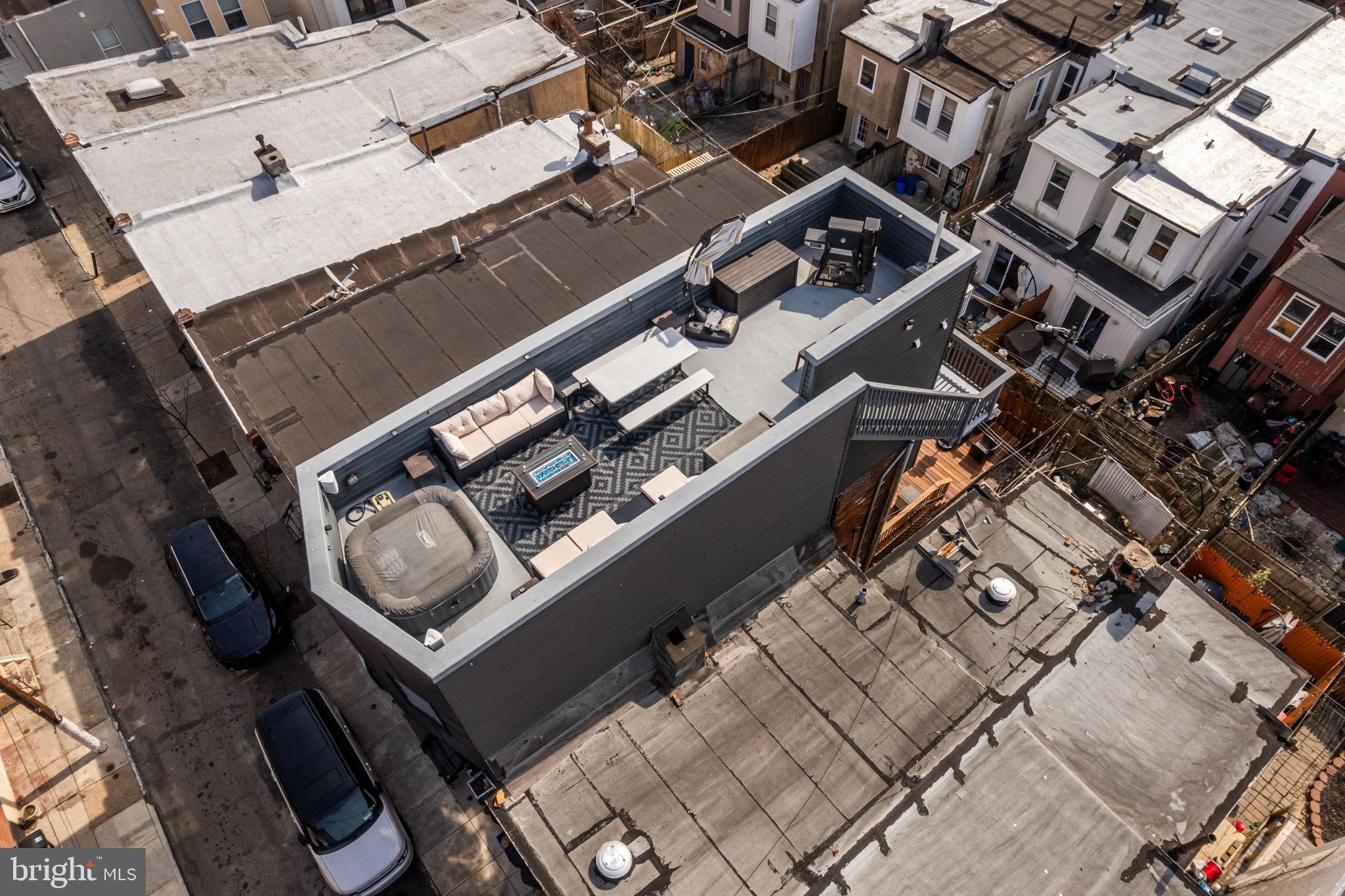 FAIRMOUNT - Residential