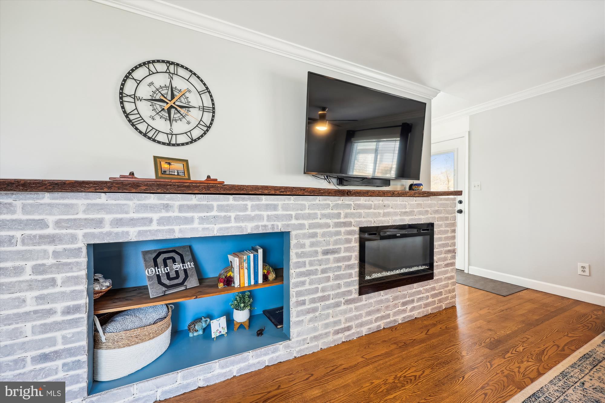 ASPEN KNOLLS - Residential