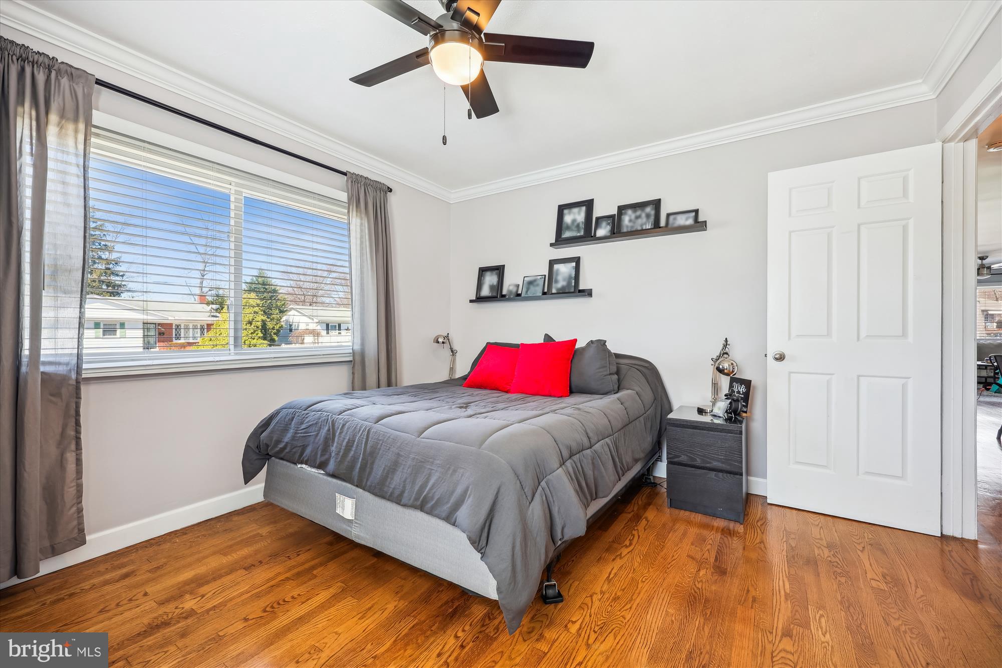 ASPEN KNOLLS - Residential