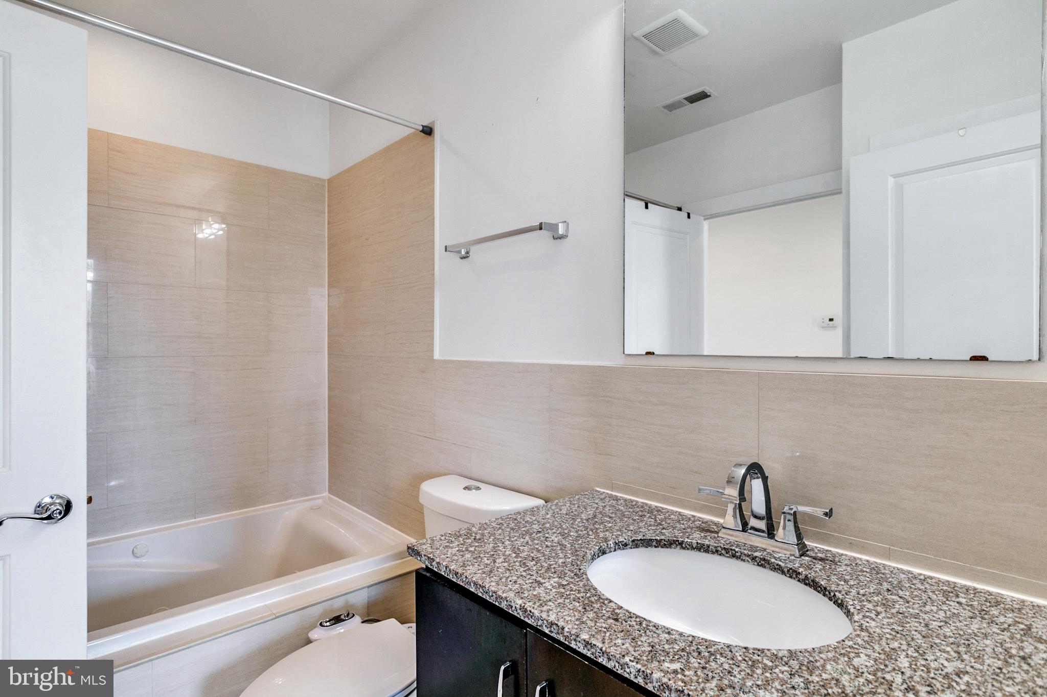 GRADUATE HOSPITAL - Residential Lease