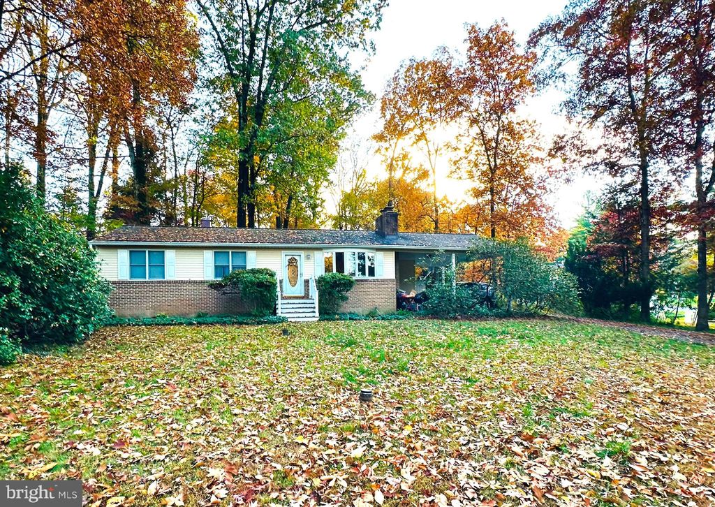 Photo of 1015 Nicodemus Road, REISTERSTOWN, MD 21136 (MLS # MDBC2145232)