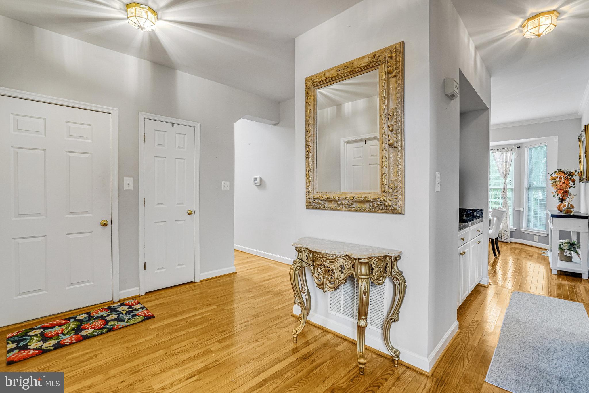 FALLS CHURCH - Residential