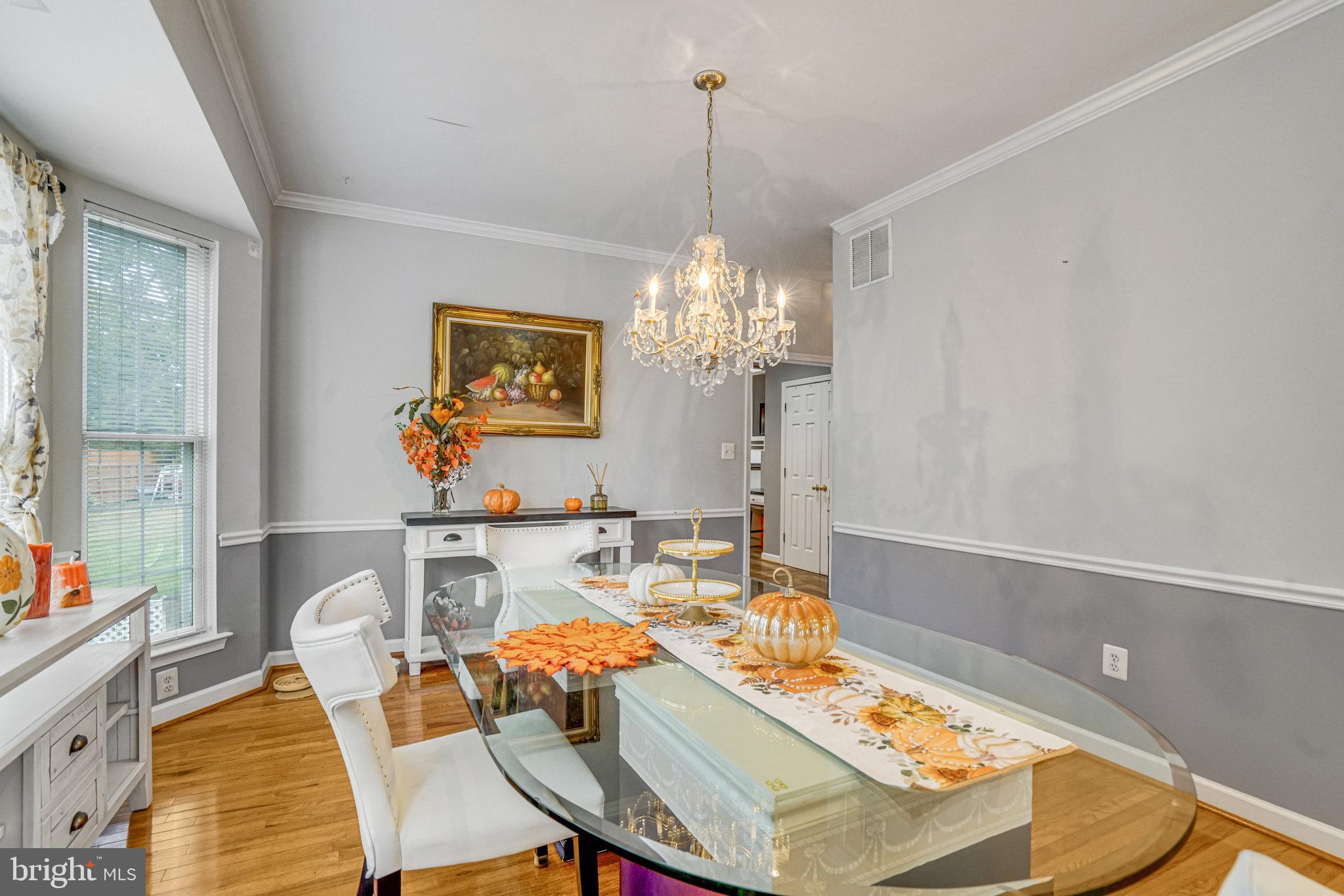 FALLS CHURCH - Residential