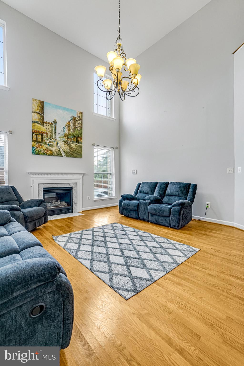 FALLS CHURCH - Residential