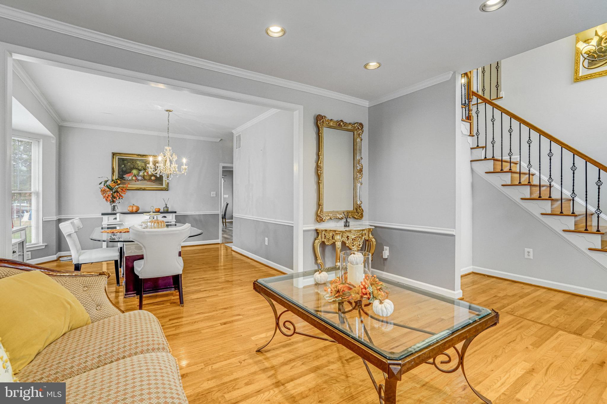 FALLS CHURCH - Residential