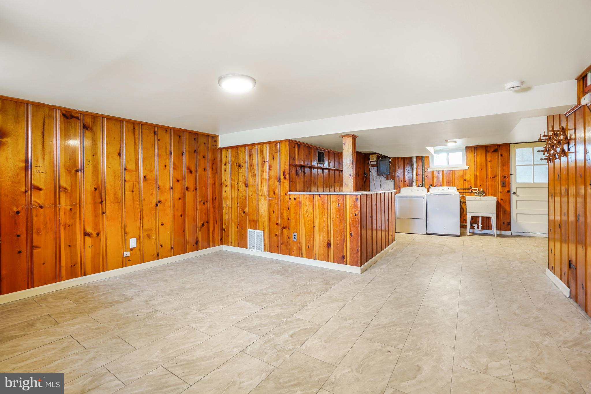 MOUNT RIDGE - Residential